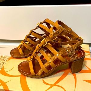 Tory Burch strappy sandals- size 5M
